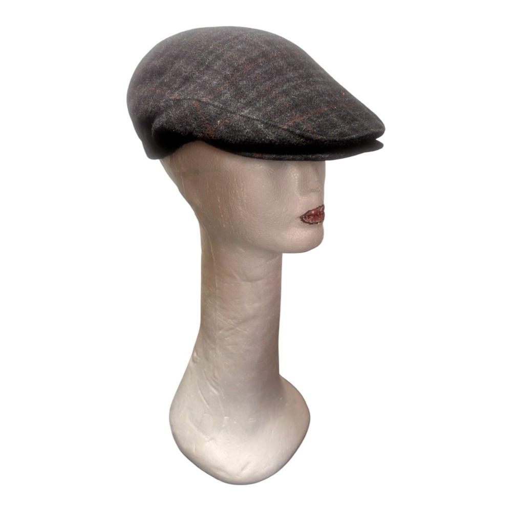 MUCROS WEAVERS Irish Trinity Plaid Wool Cap